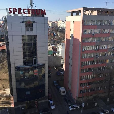 Roby Apartament Boekarest Buitenkant foto